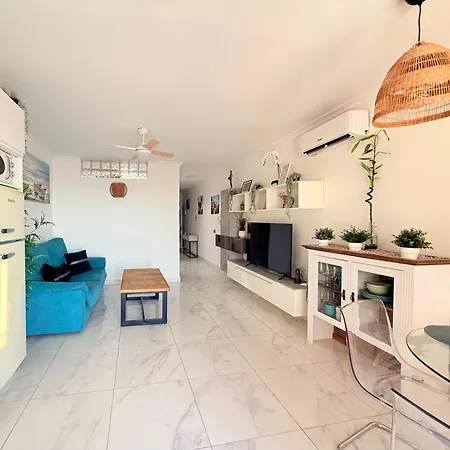 Sea View In Ocean View דירה