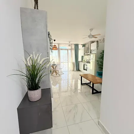 Sea View In Ocean View Lägenhet