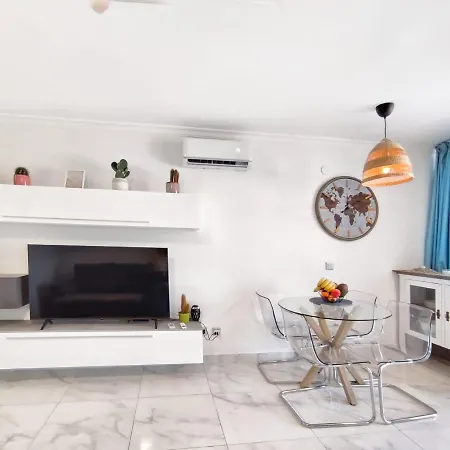 Апартаменты Sea View In Ocean View